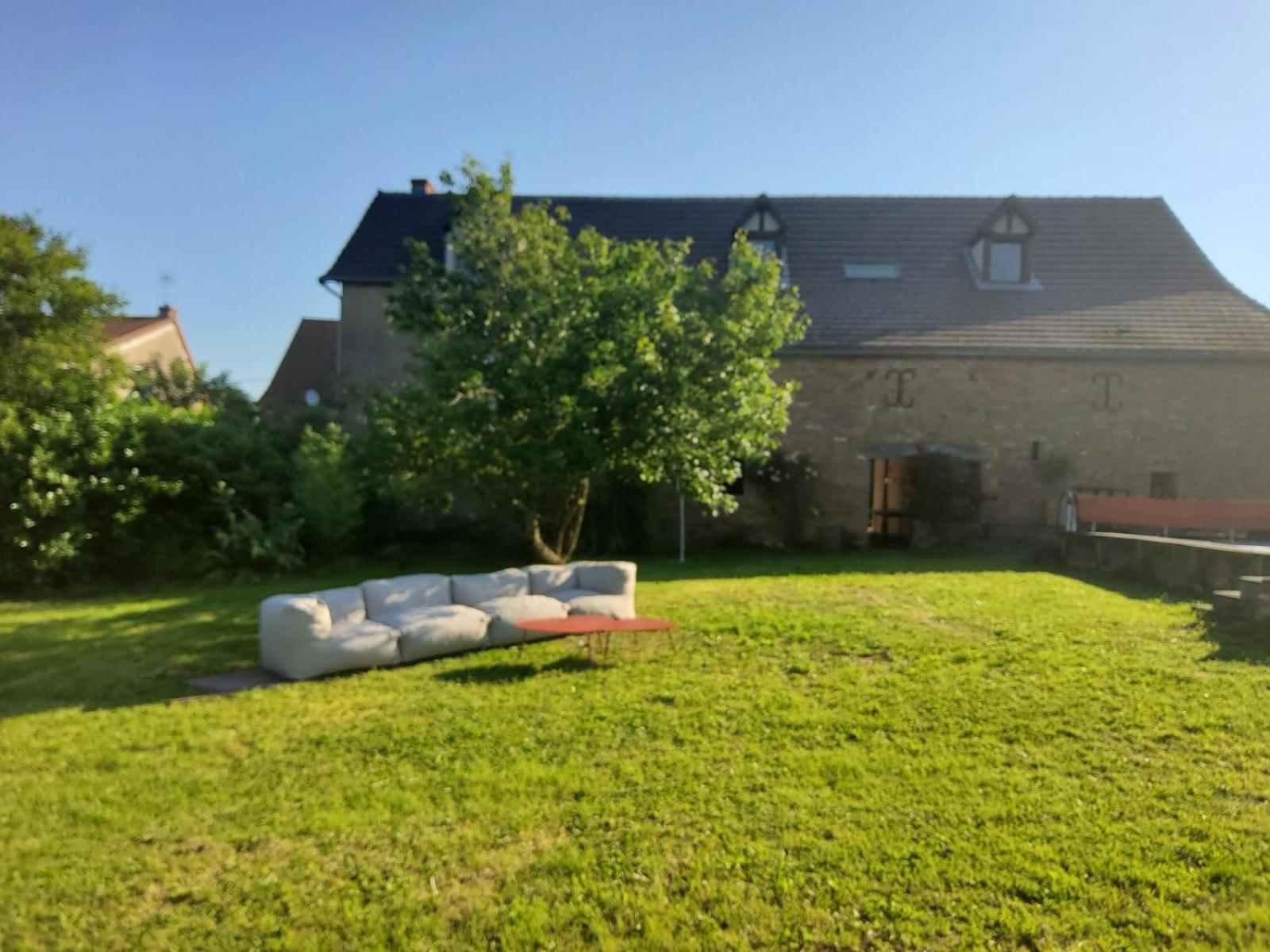 La Parenthese A Etrigny B&B 외부 사진