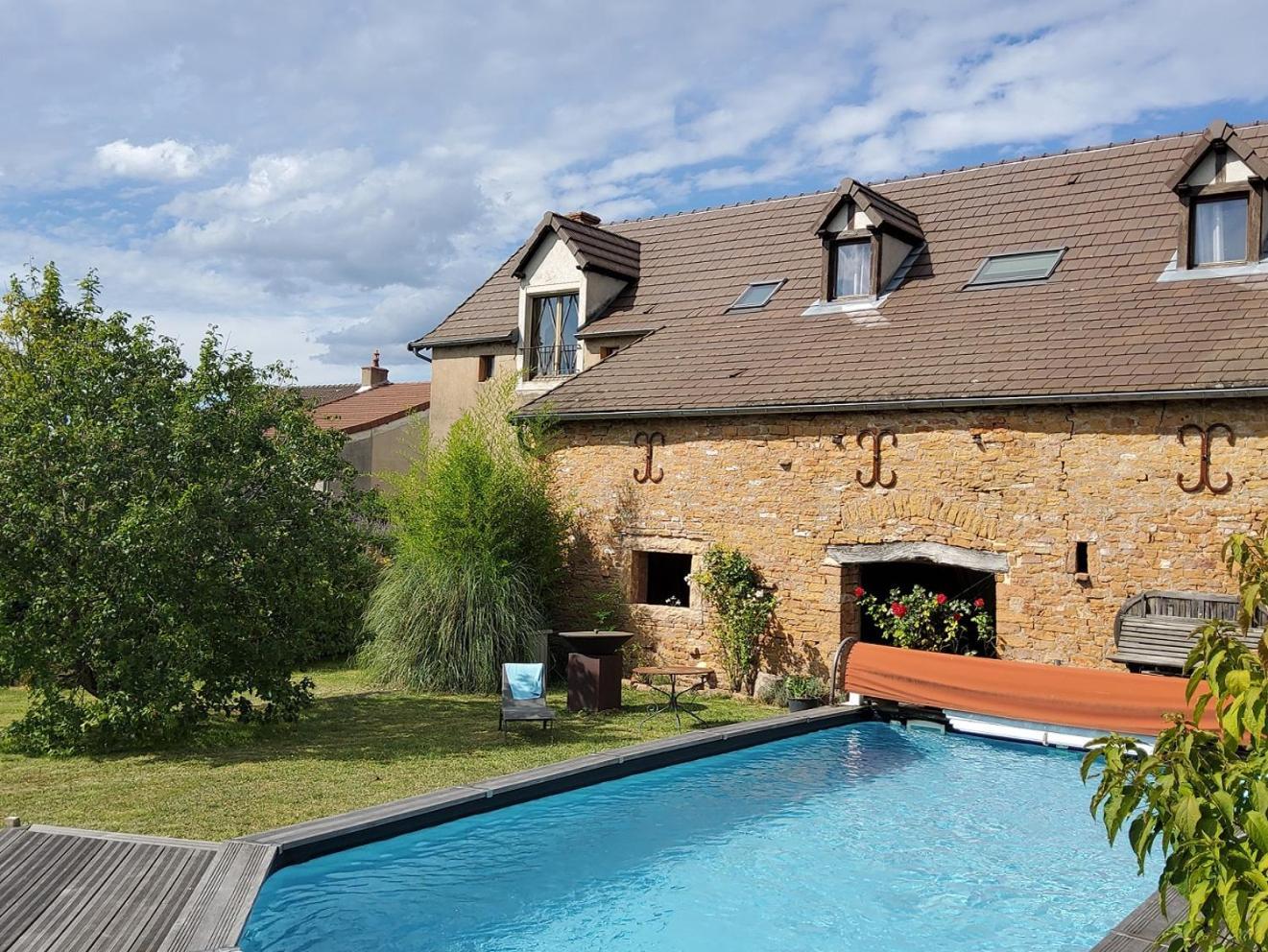 La Parenthese A Etrigny B&B 외부 사진